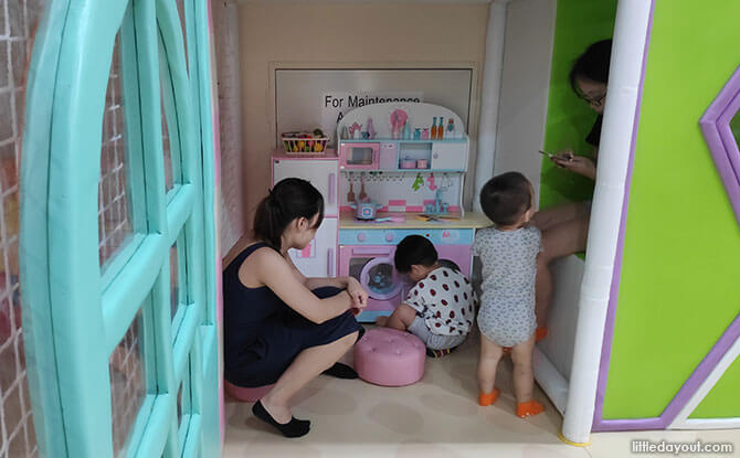 Play Pretend Stations at Smigy Indoor Playground