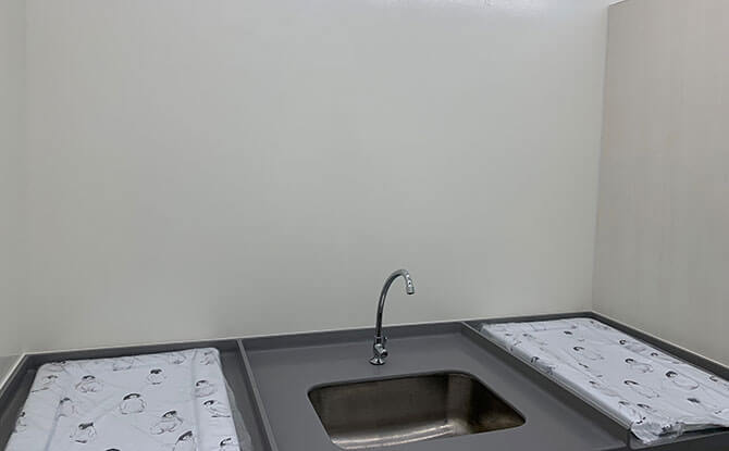 Singapore City Gallery Nursing Room Changing Table and Sinks