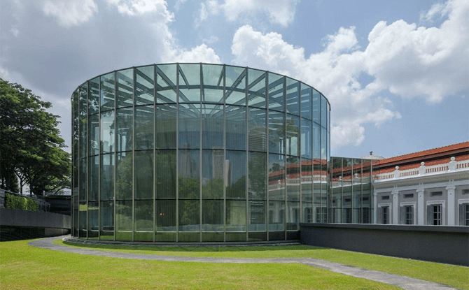 05-Glass-Rotunda