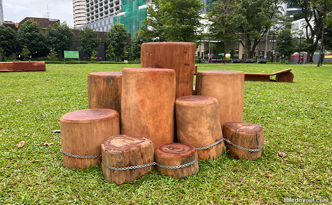 A series of logs of differentiated height
