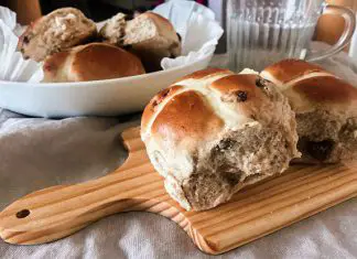 hot cross buns where to buy