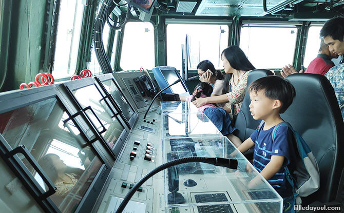 At the Bridge of the Ship at Navy at Vivo 2019