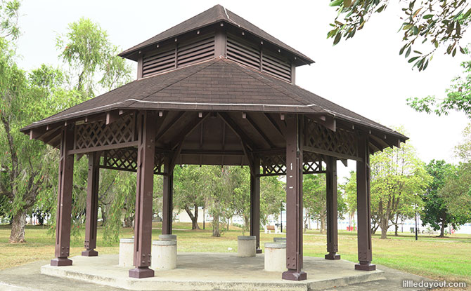 pavilion near pasir ris maze