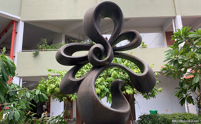 Sculpture at Vanda Miss Joaquim Pavilion