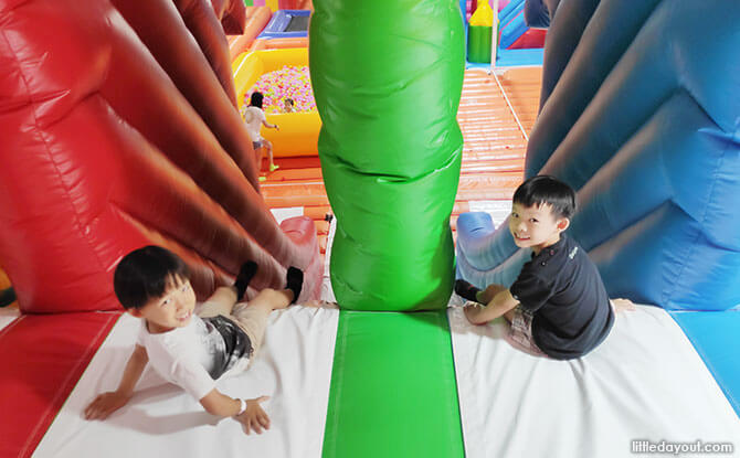 6-metre long slide at Pandan Gardens Bouncy Paradise Playground