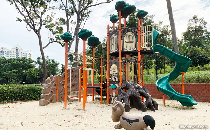 Clementi Woods Park Playground