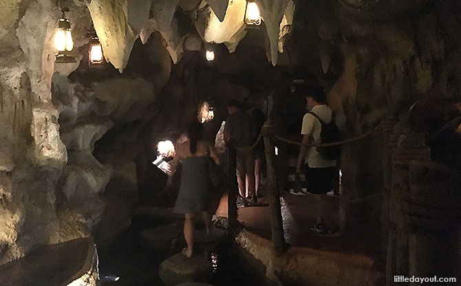 Singaporeans To Receive $100 Worth of SingapoRediscovers Vouchers 2 Night Safari's Walking Trails