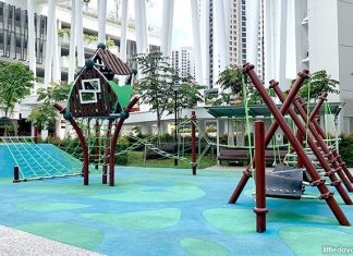 Senja Heights Playground: Mini Hut And Obstacle Course Senja Heights Playground: Mini Hut And Obstacle Course