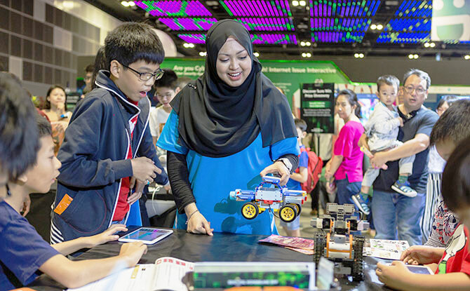 Fringe Activities at Smart Nation & U