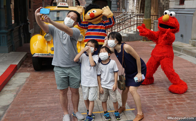 Meet-and-Greet at Universal Studios Singapore