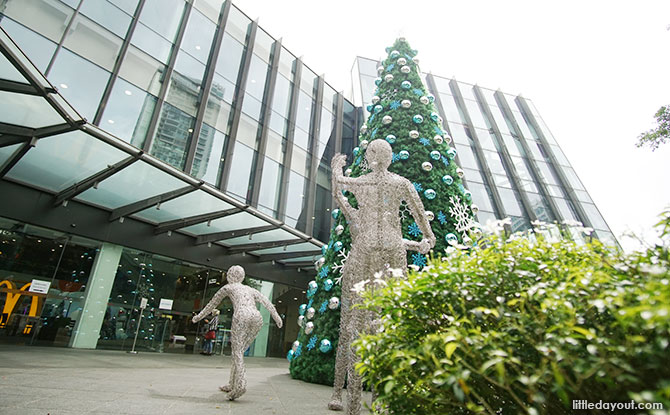 Festive Christmas Installations at the Mall