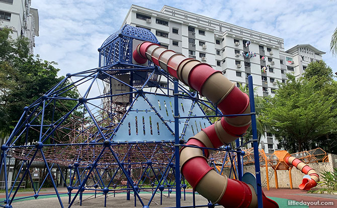 Climbing Pyramid Playground