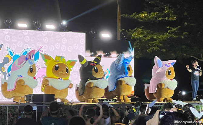 Eevee Dance Parade With Evolution Poncho