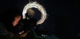 07-tea-house-future-together