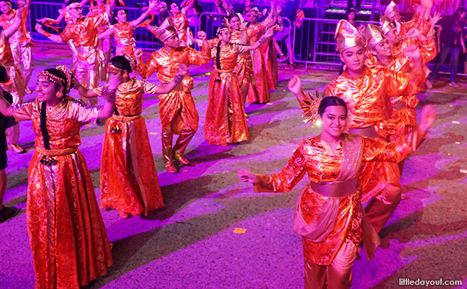 Enjoy the parade in cool weather and soak in the CNY atmosphere