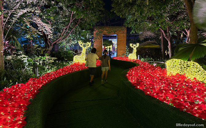 Christmas Wonderland 2025 At Gardens By The Bay: Singapore's First-Ever Christmas Pyramid & More From 29 Nov To 1 Jan 10 Enchanted Blooms