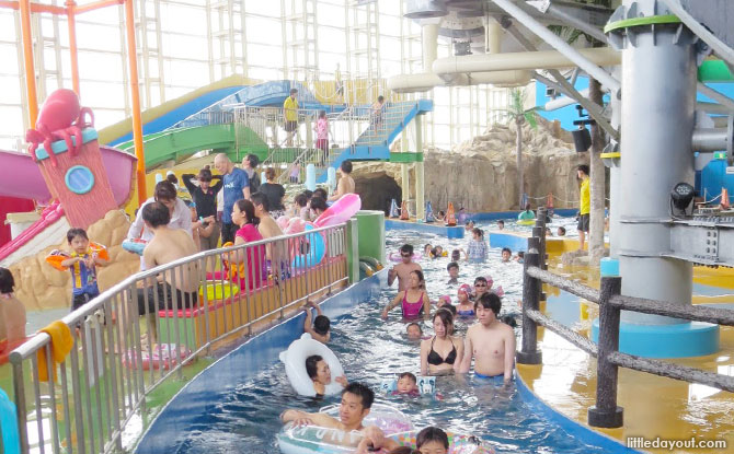 Lazy River in Japan, Osaka