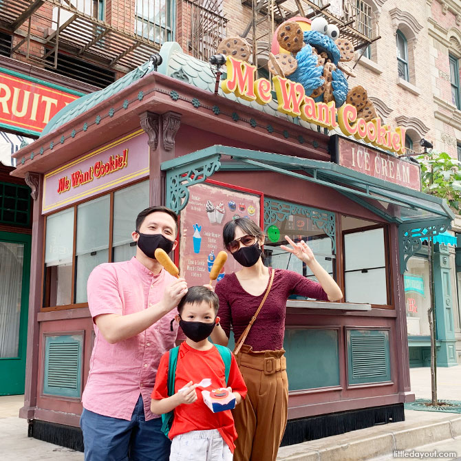 Family-friendly things to do for Chinese New Year 2021. Deals and Offers at Universal Studios Singapore and S.E.A. Aquarium
