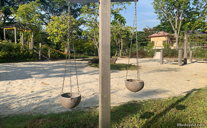 weighing scales made from coconut husks