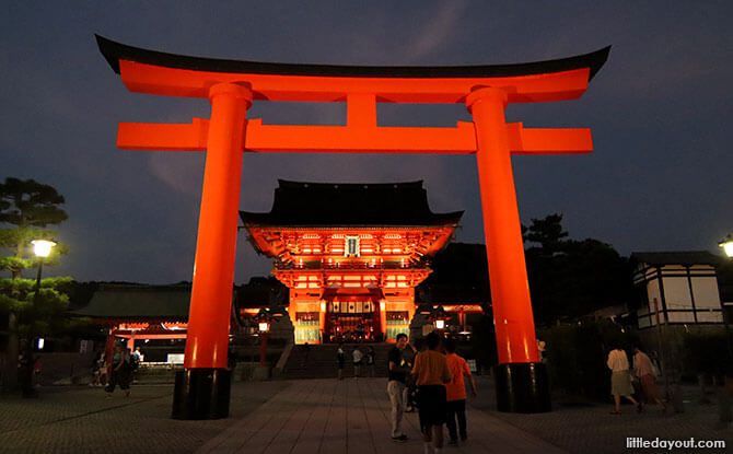 Night View of Fushimi Inari Shrine