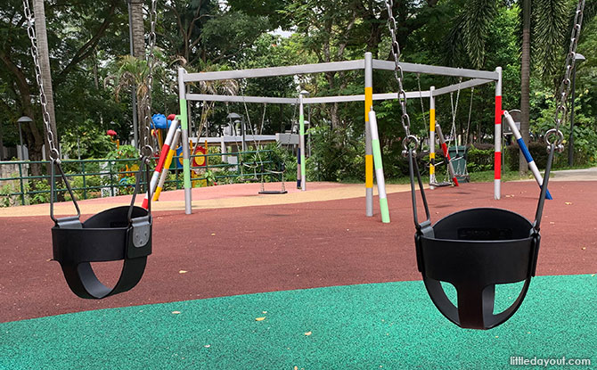 Bucket swings