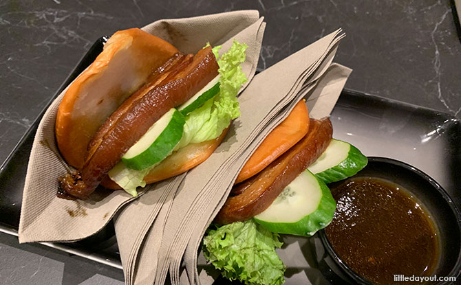 Braised Pork Belly Bun