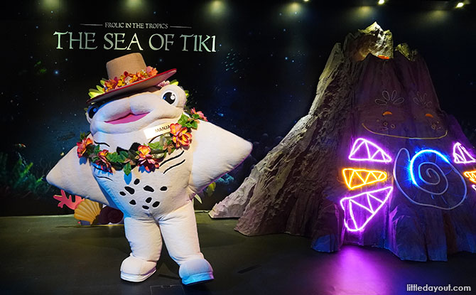 S.E.A. Aquarium's manta ray mascots