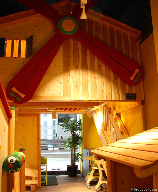 Marché Mövenpick Restaurant at Suntec City: Top Picks for Kids 14a-KidsCorner