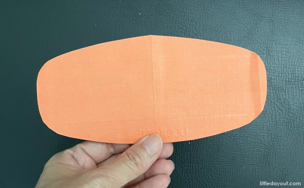 Shape cut out of angpow packet