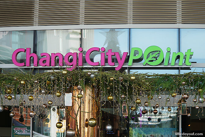 Changi City Point's Christmas Carnival 2018: Santa Claus is Coming to the City
