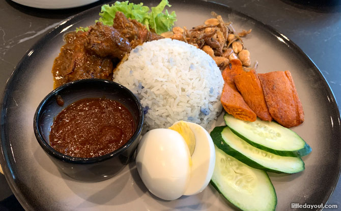Vibe Hotel Singapore Breakfast