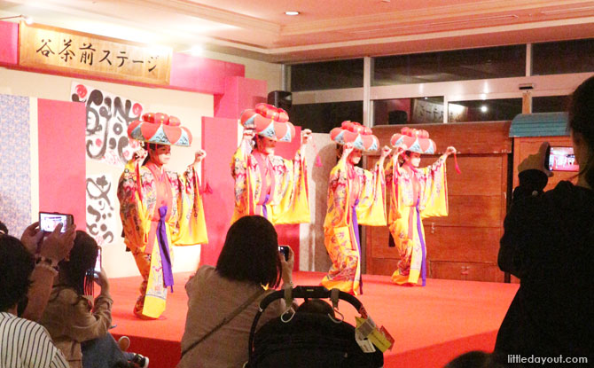 Rizzan Sea Park Hotel Night Performances