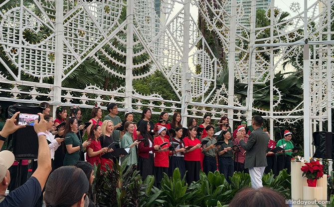 Christmas Wonderland 2025 At Gardens By The Bay: Singapore's First-Ever Christmas Pyramid & More From 29 Nov To 1 Jan 16 Food & Festive Performances
