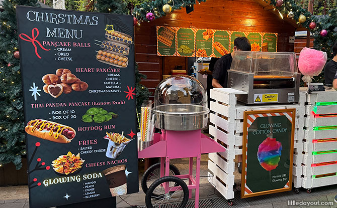 Christmas Wonderland 2025 At Gardens By The Bay: Singapore's First-Ever Christmas Pyramid & More From 29 Nov To 1 Jan 17 grab some food