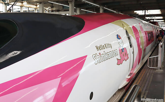 Hello Kitty Shinkansen