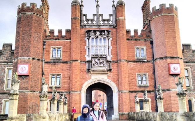 Day Trip Out of London Hampton Court Palace, Molesey