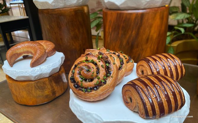 A Sprinkle of Wonder: Antonio Bachour Brings His Pastry Magic to The Fullerton 11 Antonio Bachour The Fullerton 6