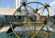 Aperia Mall Playground: Play Within A Flower Sphere Aperia Mall Playground: Play Within A Flower Sphere