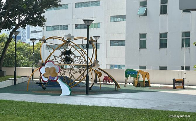 Aperia Mall Playground: Play Within A Flower Sphere 1 Aperia Wonderland Playground