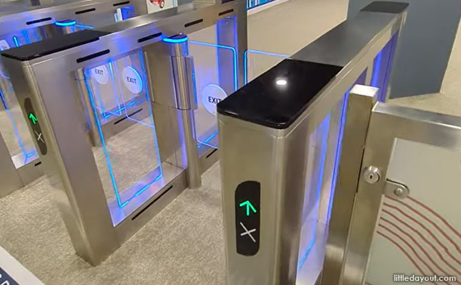 Bukit Batok Library: Immersive Experiences Beyond Books 16 Bt Batok library gantry