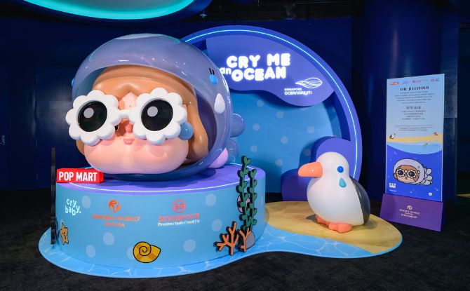 Cry Me An Ocean: POP Mart's CRYBABY At Singapore Oceanarium 1 CRYBABY Installations at Resorts World Sentosa's Singapore Oceanarium and WEAVE Mall