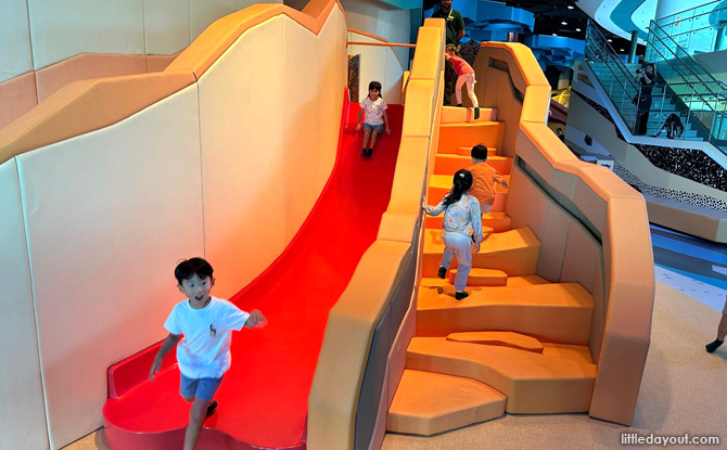 Curiosity Cove At Mandai Wildlife East: Indoor Playscape With 4 Zones For Kids To Play & Discover 12 Slope and slide