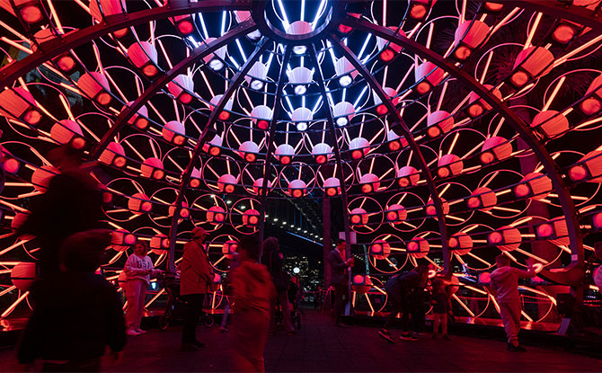Marina Bay i Light Singapore Installations
