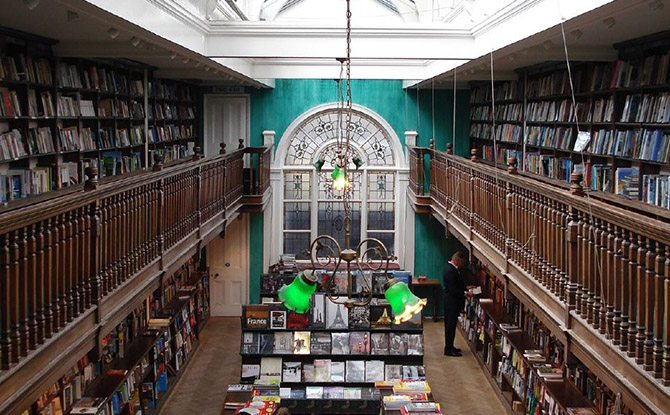 5 Tips For Visiting UK With Your Toddler Or Preschooler 5 Daunt Books