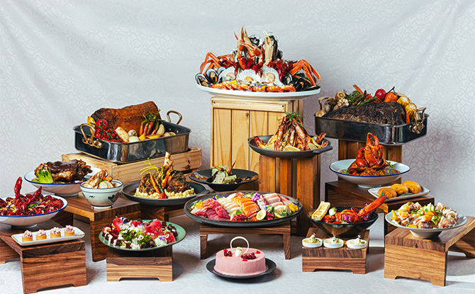 Seafood, Grilled Meat and More at Grand Copthorne Waterfront