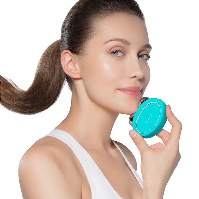 Foreo Bear Microcurrent Facial Toning Device