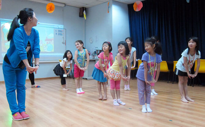 Kids learn Mandarin through speech & drama activities at the Hua Language Centre camps.