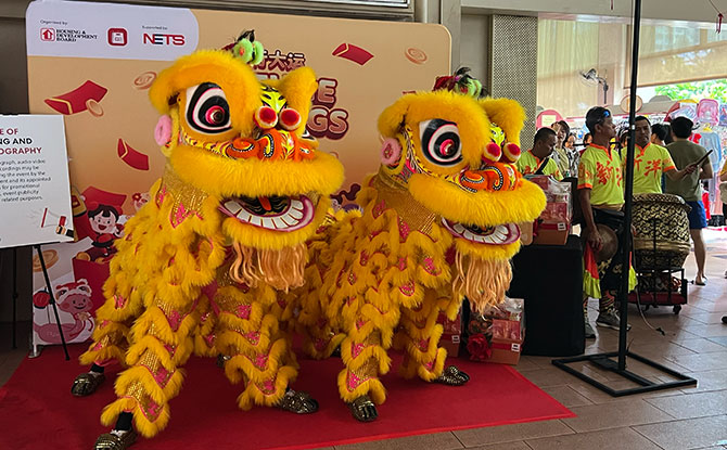 Huat’s In The Neigh-bourhood! Celebrate LNY The Huat Way At HDB Malls Near You From 31 Jan to 15 Feb 5 Meet the God of Fortune, Enjoy Lion Dance Performances & More - Huat's in the Neighbourhood at HDB Malls