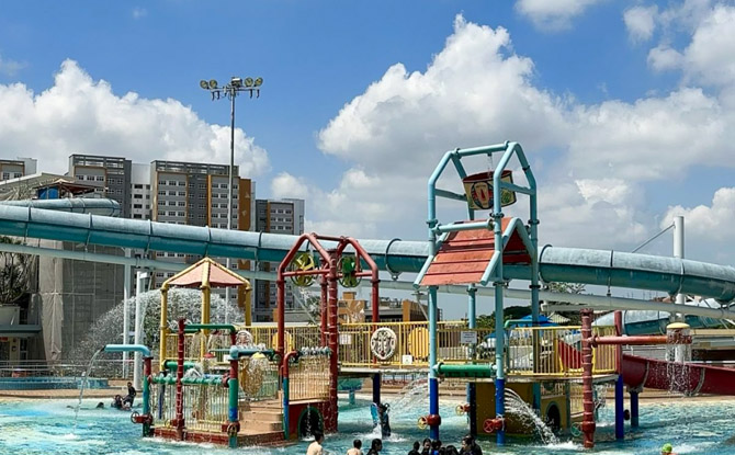 Best Public Swimming Pools With Slides & Water Play For Kids 18 Jurong West swimming pool 1