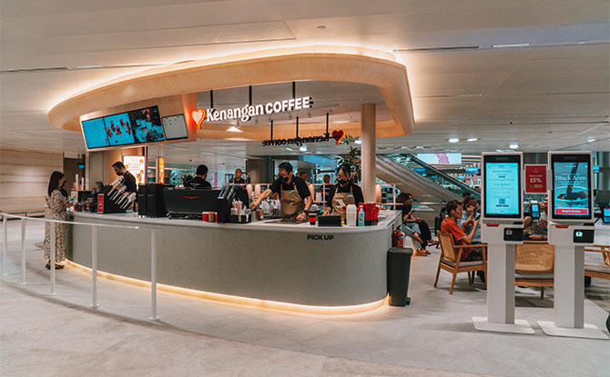 F&B and Shops at Changi Airport Terminal 2 Public Areas